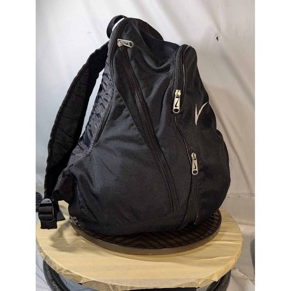 Nike Sling Backpack Unisex OS Black Excellent Vintage Y2K One Shoulder Bag